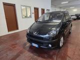 Peugeot 1007 1.6 Sporty 2Tronic allestimento e a - Peugeot 1007: Limousine