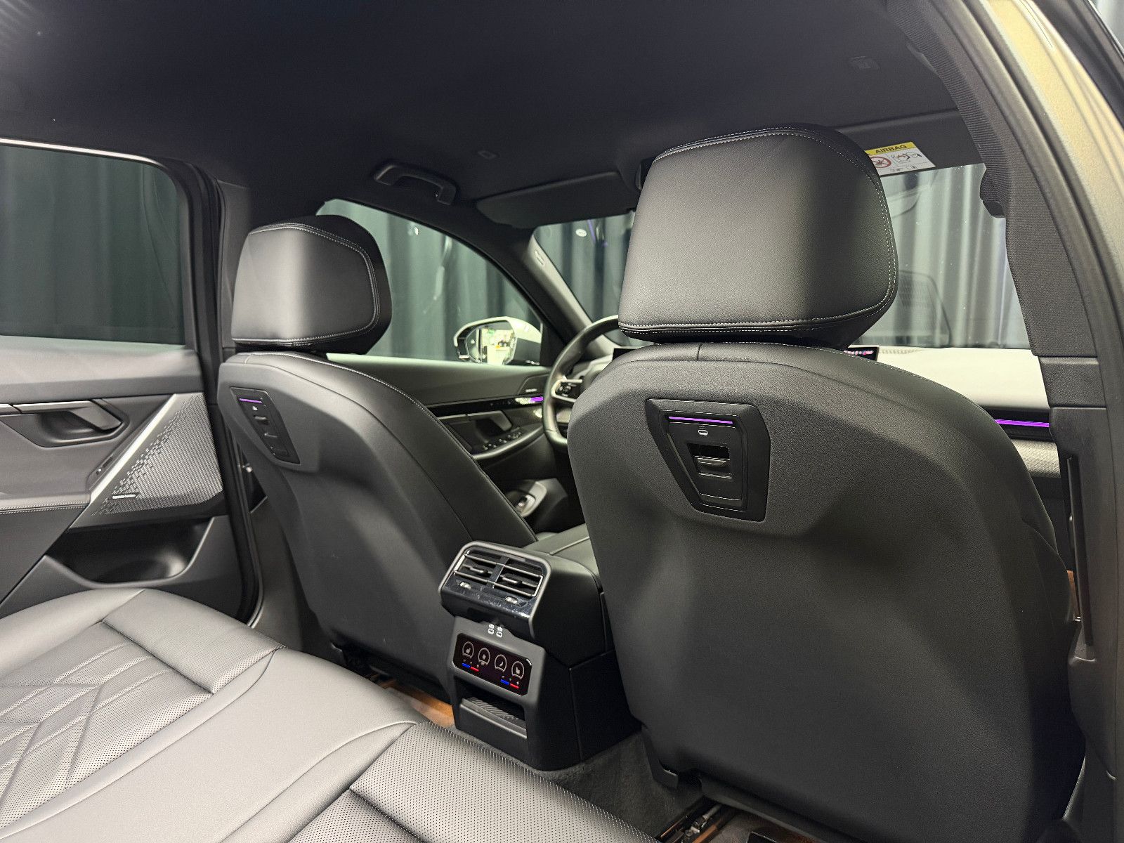 Fahrzeugabbildung BMW 520i M SPORT|H&K|360°|INDIVIDUAL|GESTIK|SHADOW