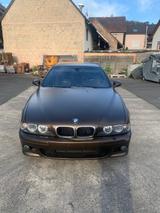 BMW e39 m5 - BMW M5: E39