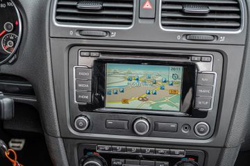 Fahrzeugabbildung Volkswagen Golf VI Cabriolet  |NAVI|KLIMAAUTOM.|1.HAND