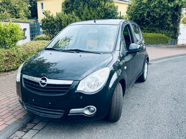 Opel Agila