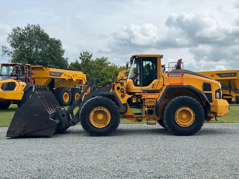 Volvo L 220 H