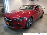 Mercedes-Benz CLA 250 Shooting Brake Aut. LED-Xenon Widescree - mit Hybrid-Antrieb: Rot, Kombi