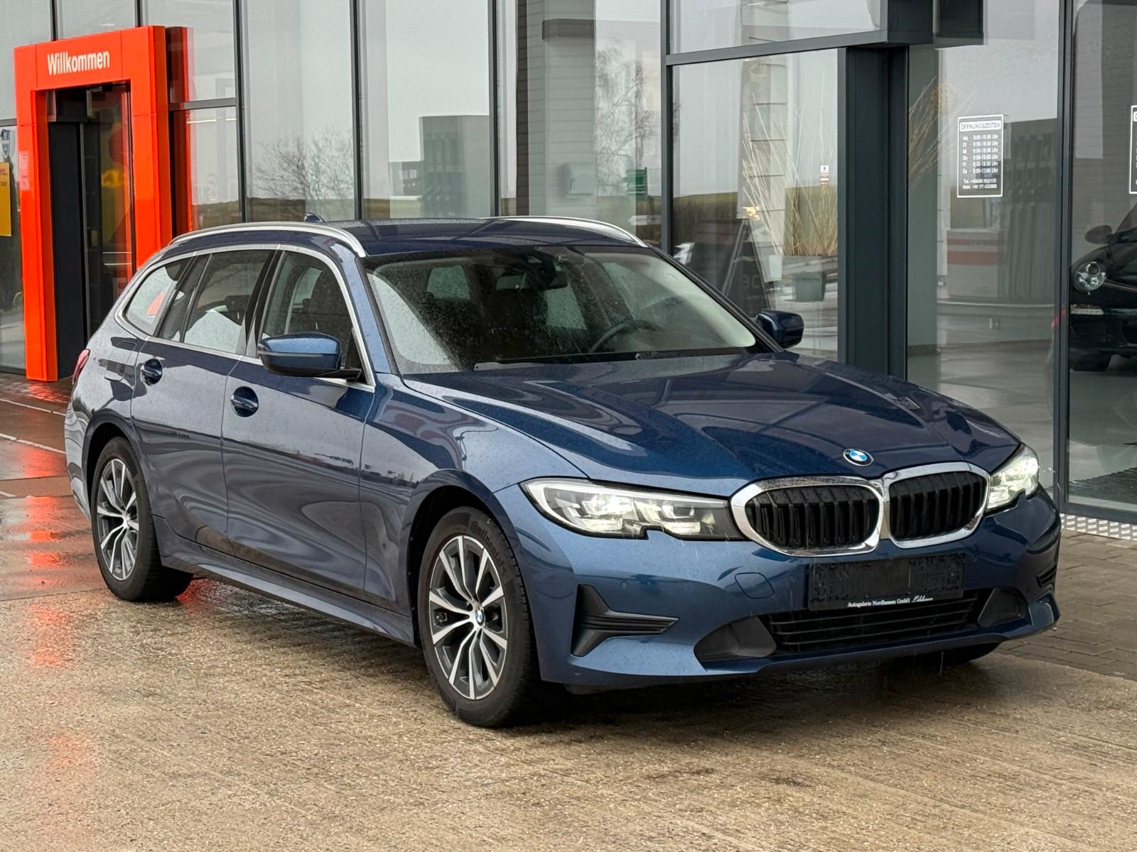 BMW 320d Touring Luxury Kamera/Digital/LED/Volleder