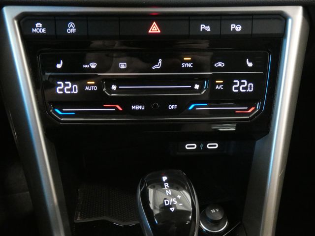 T-Roc 1.5 TSI MOVE DSG NAVI KAMERA LED SHZ APP
