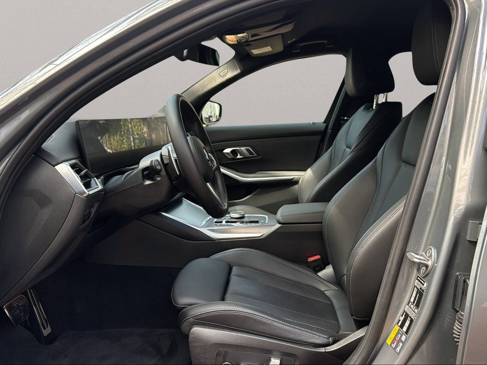BMW 330e Limousine M Sport Navi Kamera HiFi foto 10
