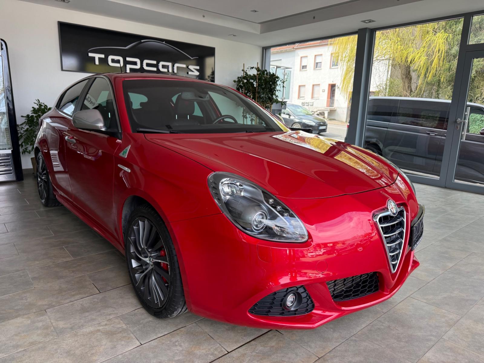 Alfa Romeo Giulietta Quadrifoglio Verde*Bi-Xenon*Leder*PDC*