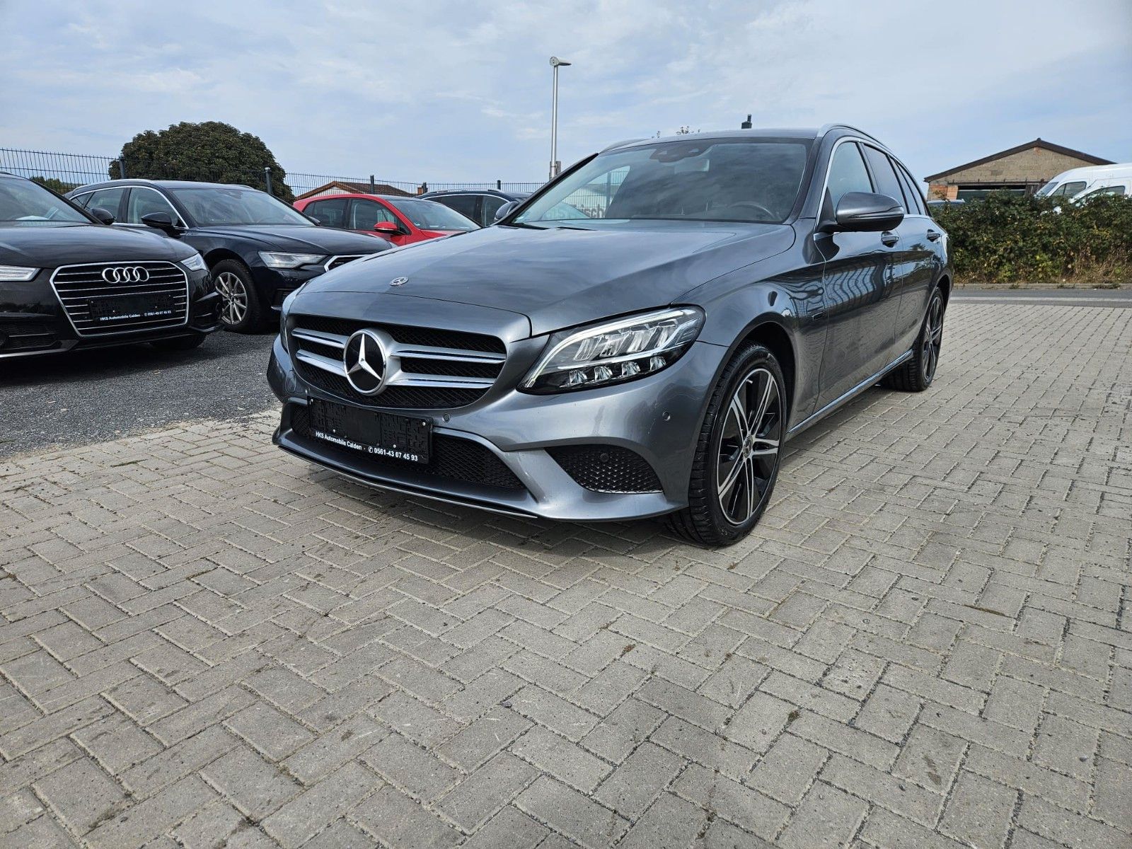 MERCEDES-BENZ C 300 de T Autom.