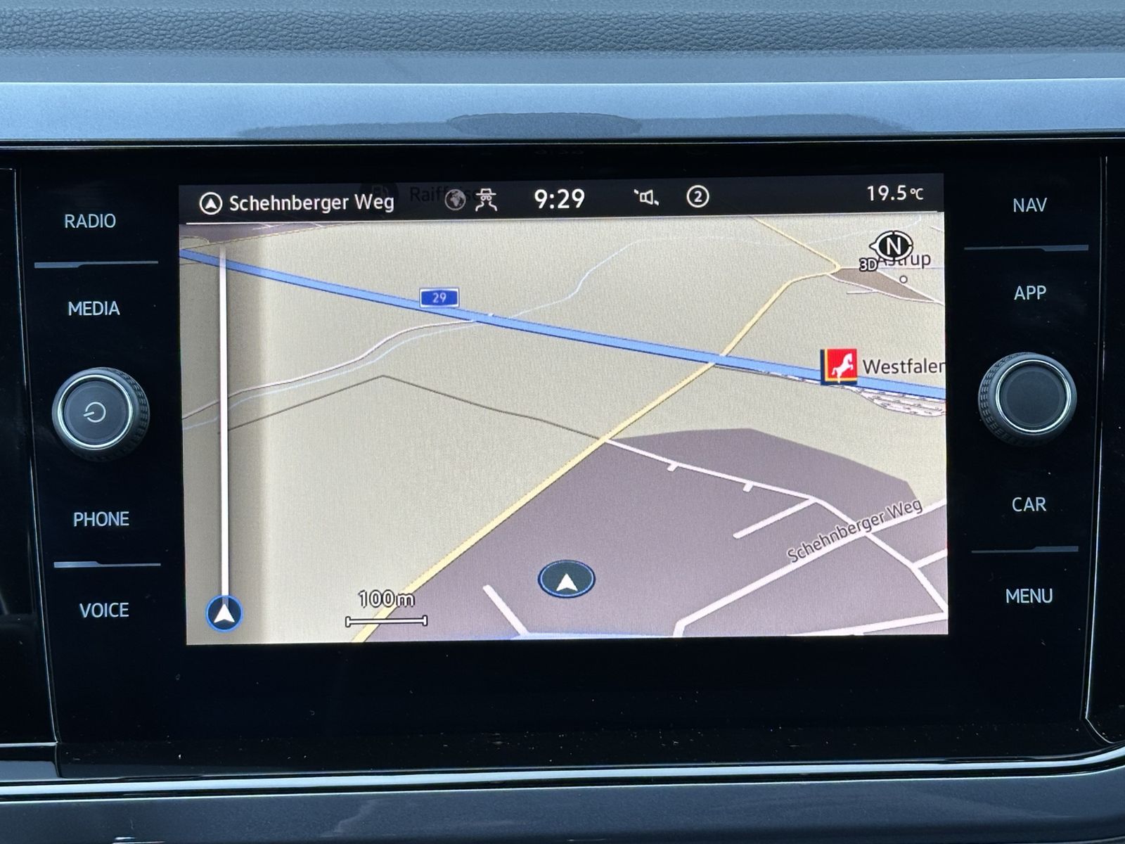 Fahrzeugabbildung Volkswagen Polo 1.0 TSI DSG R-Line NAV+LED+DIGDISPLAY+BEATS