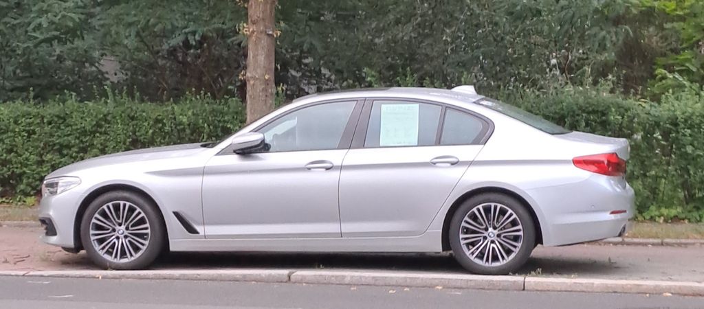 Image of BMW 520