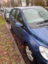 Mercedes-Benz B 170 BlueEFFICIENCY - - Mercedes-Benz B 170 in Stuttgart