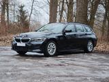 BMW 320d xDrive Touring Automatik Allrad