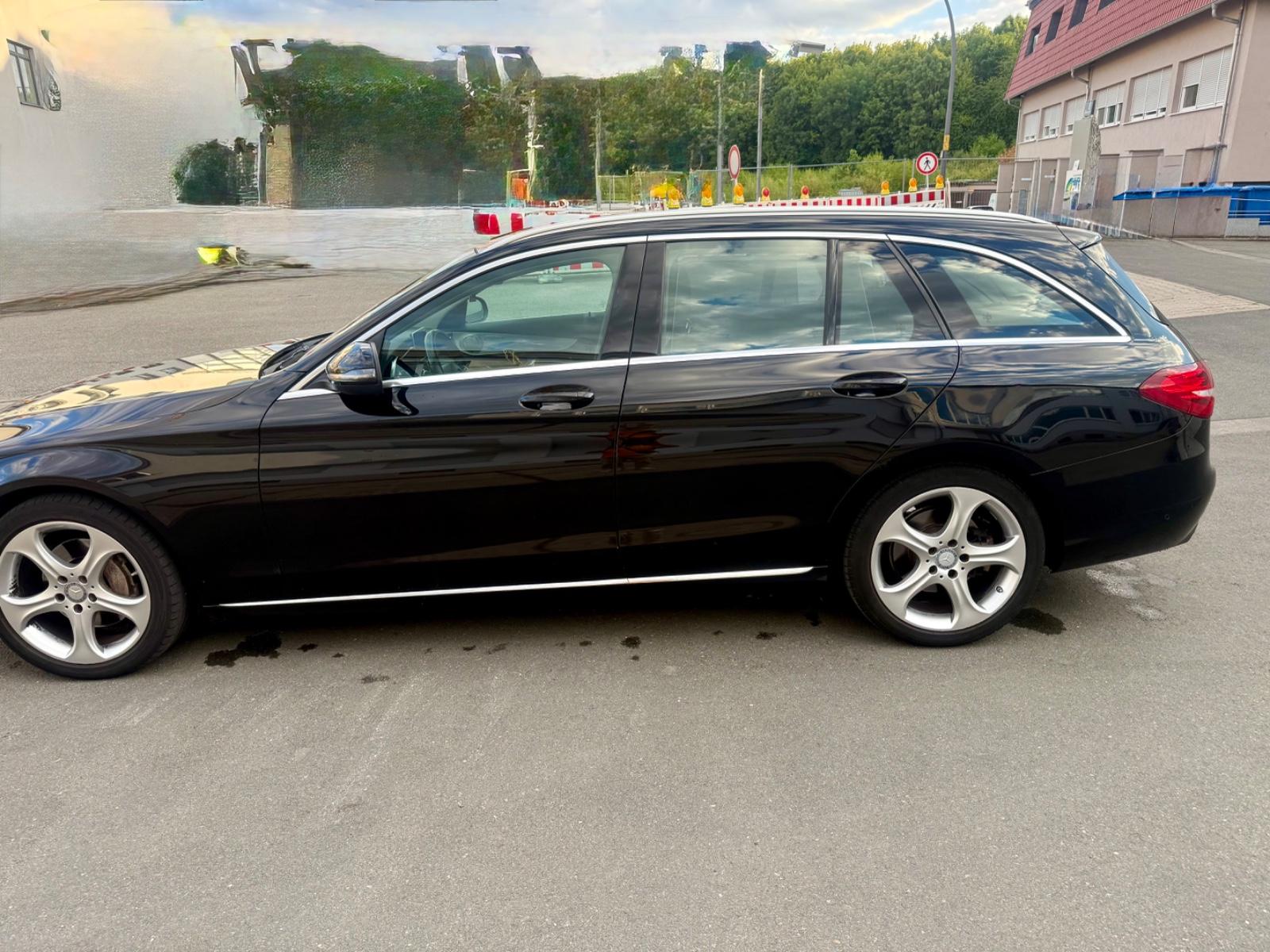 Mercedes-Benz C250 2015 — engine 2.143 cm³, 204 HP (150kW)