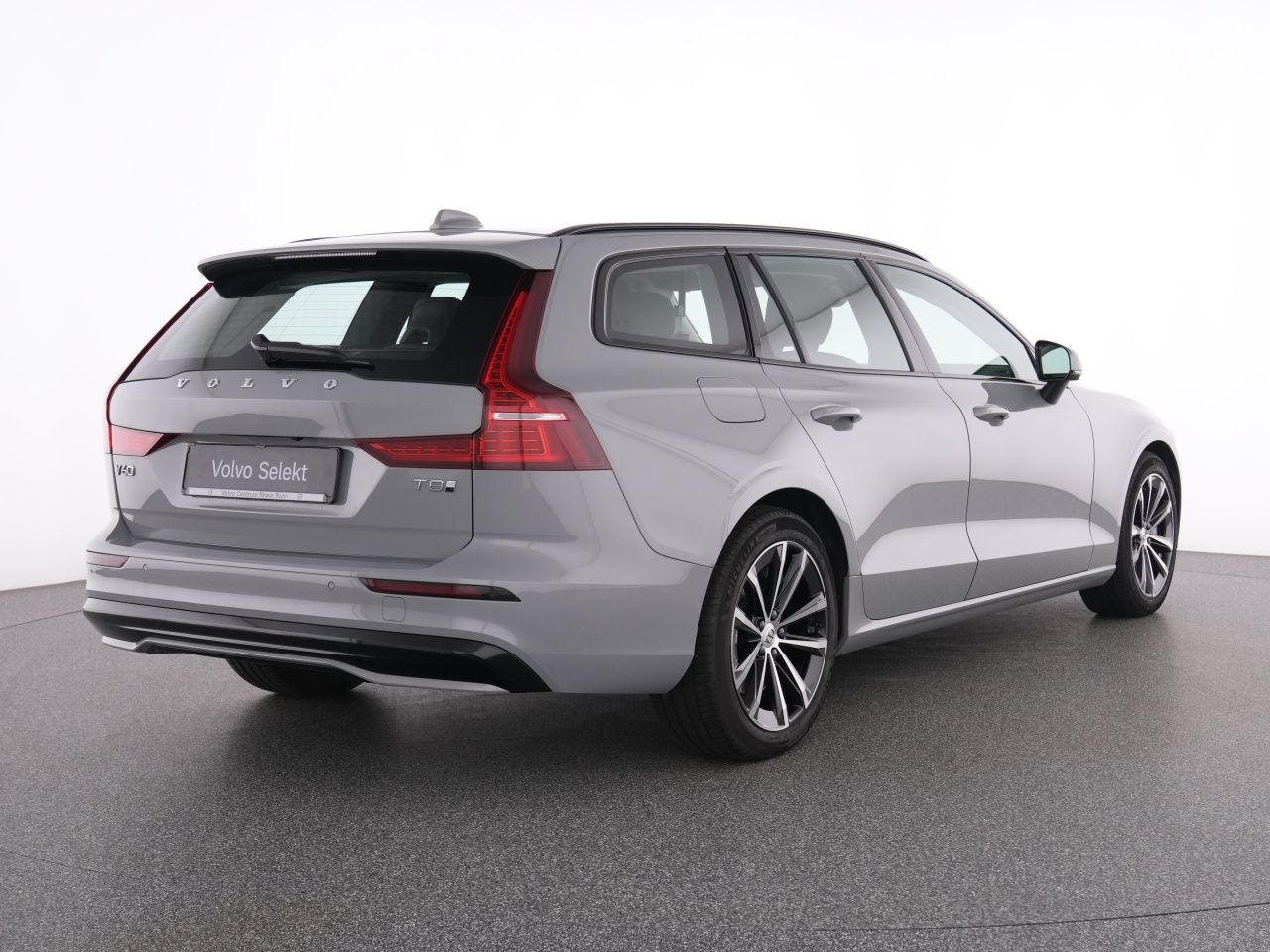 Volvo V60 T8 Recharge Plus Dark+LEDER+MEMORY+STANDHZ imagem 3