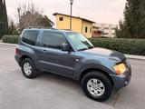 Mitsubishi Pajero 3.2 16V DI-D 3p. - gebrauchte Mitsubishi Pajero aus dem Jahr 2006