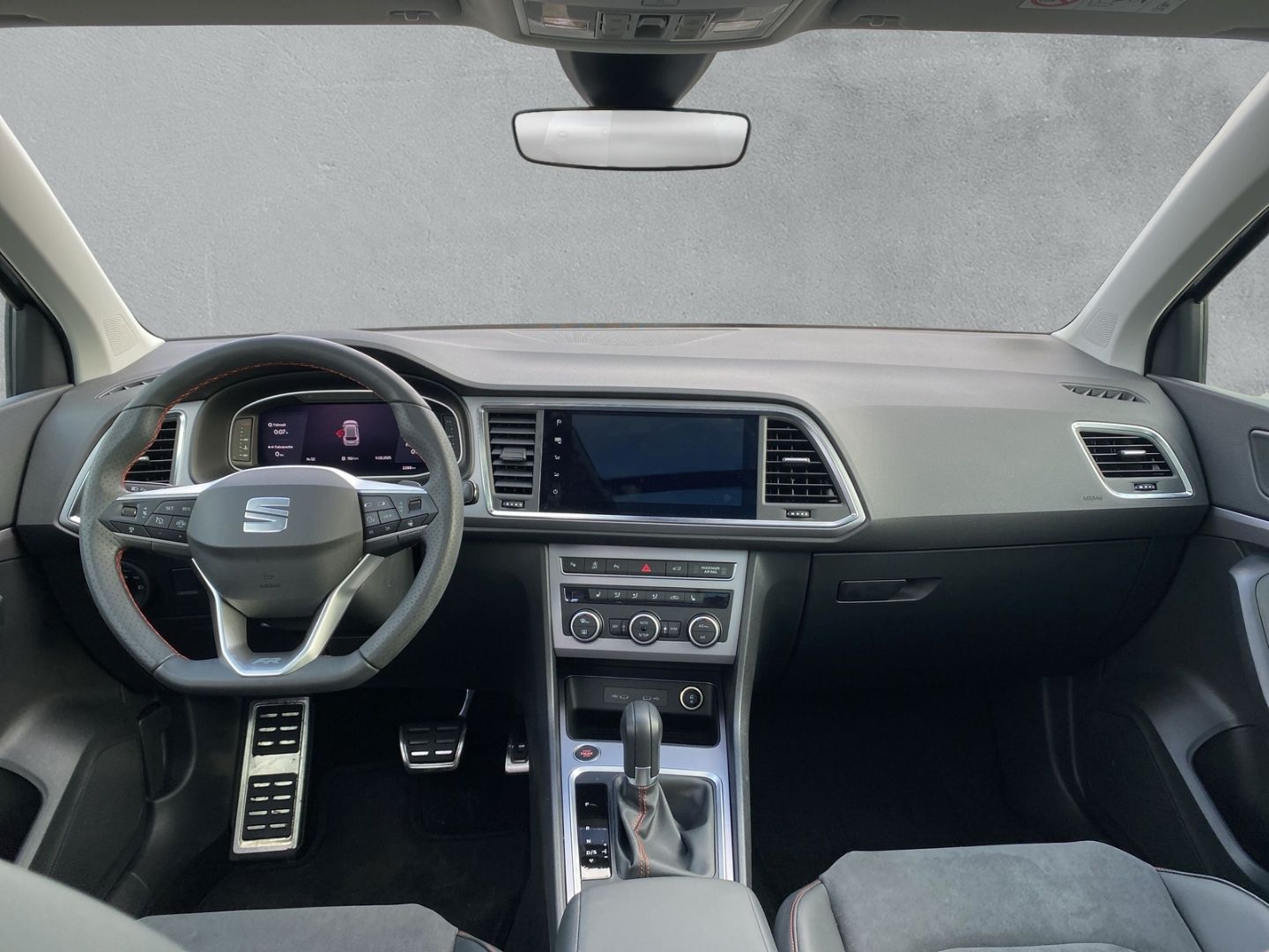 Fahrzeugabbildung SEAT Ateca FR 4Drive 2.0 TDI EU6d AD AHK-klappbar Nav