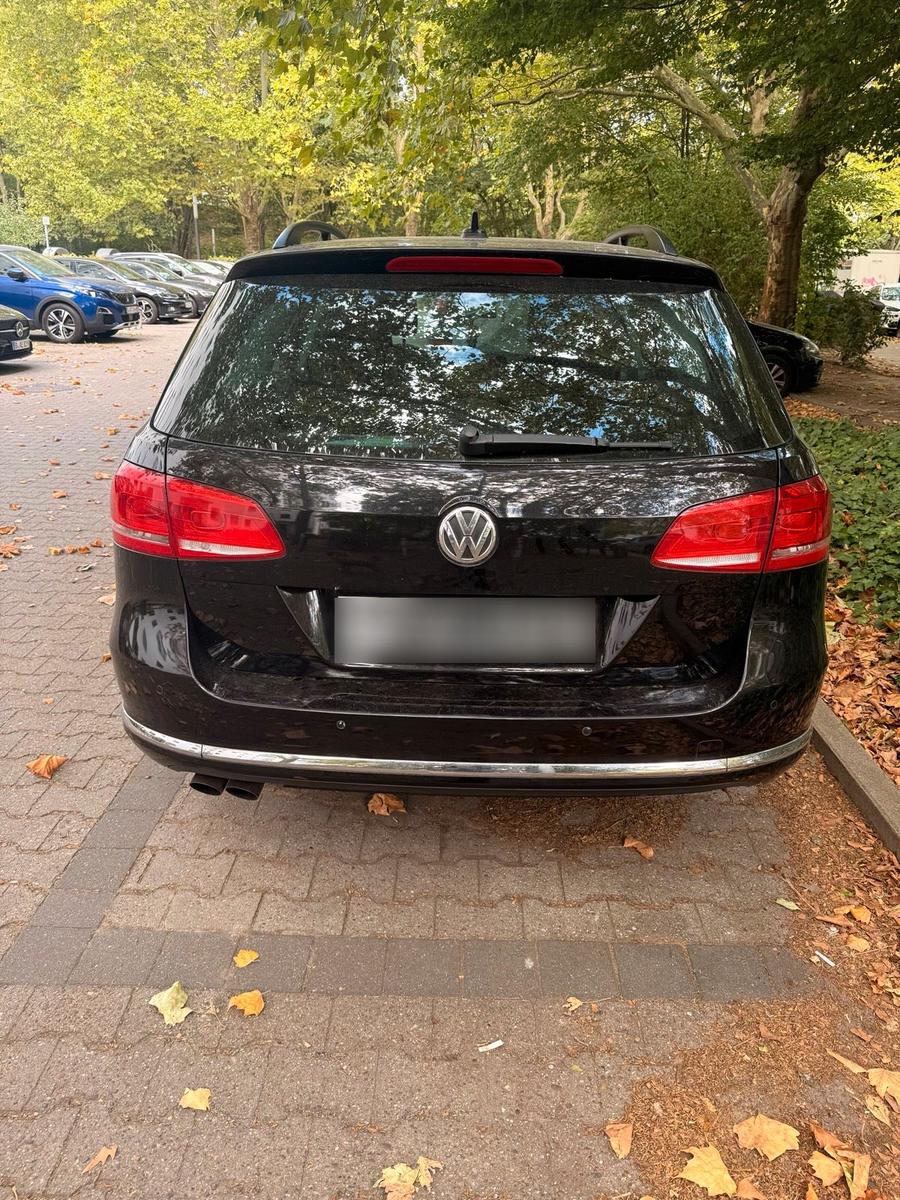 Volkswagen Passat 2011 — engine 170 HP (125kW)