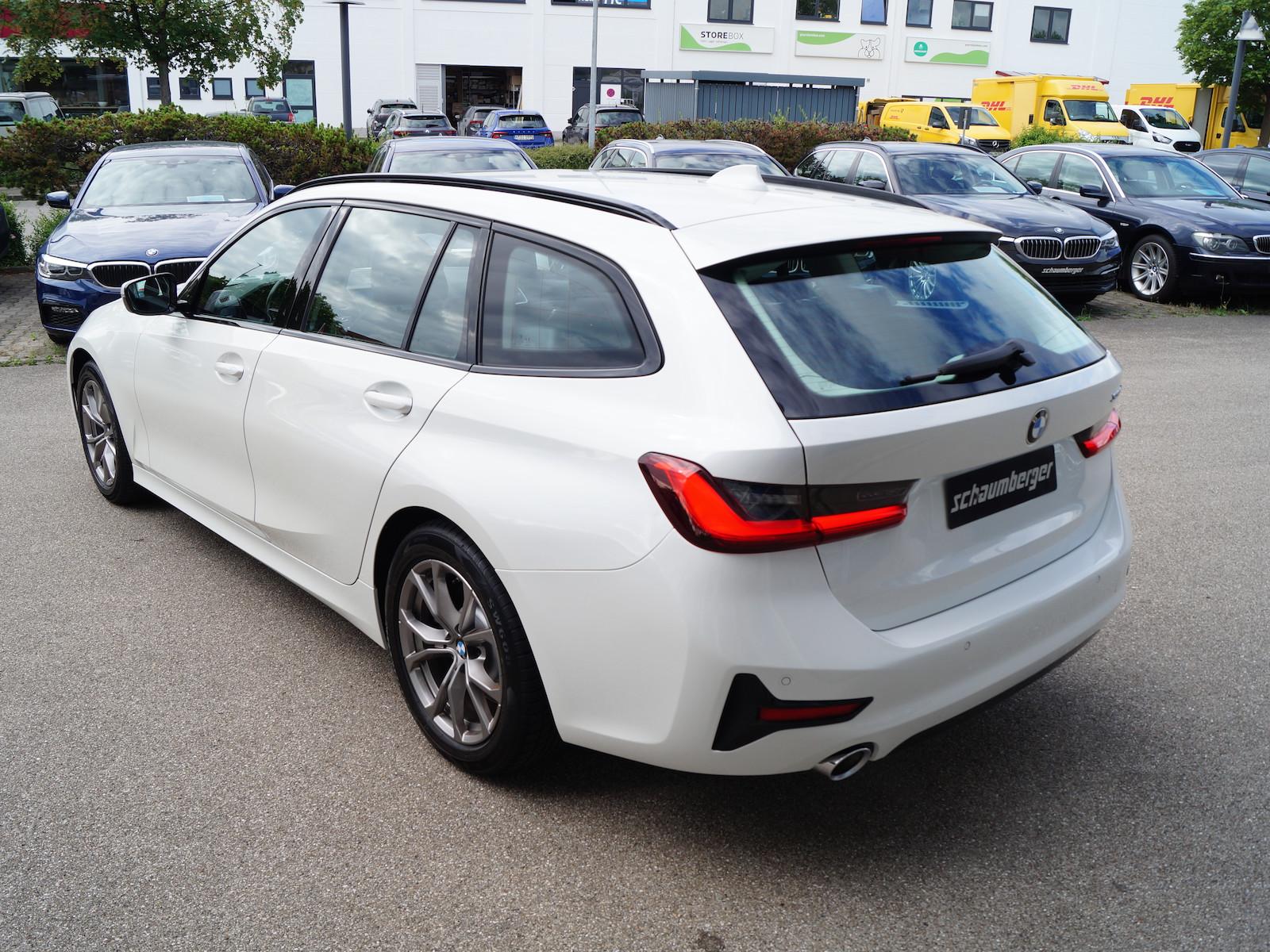 BMW 330i Aut. Tou. Sport Line * Navi * LED * Leder