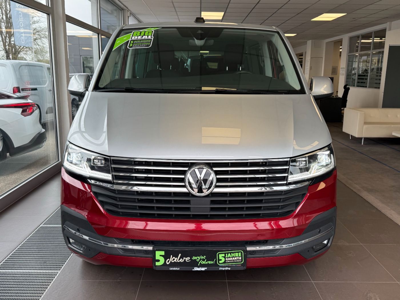 Volkswagen T6.1 Multivan 2.0 TDI FWD Generation Six DAB Car foto 3