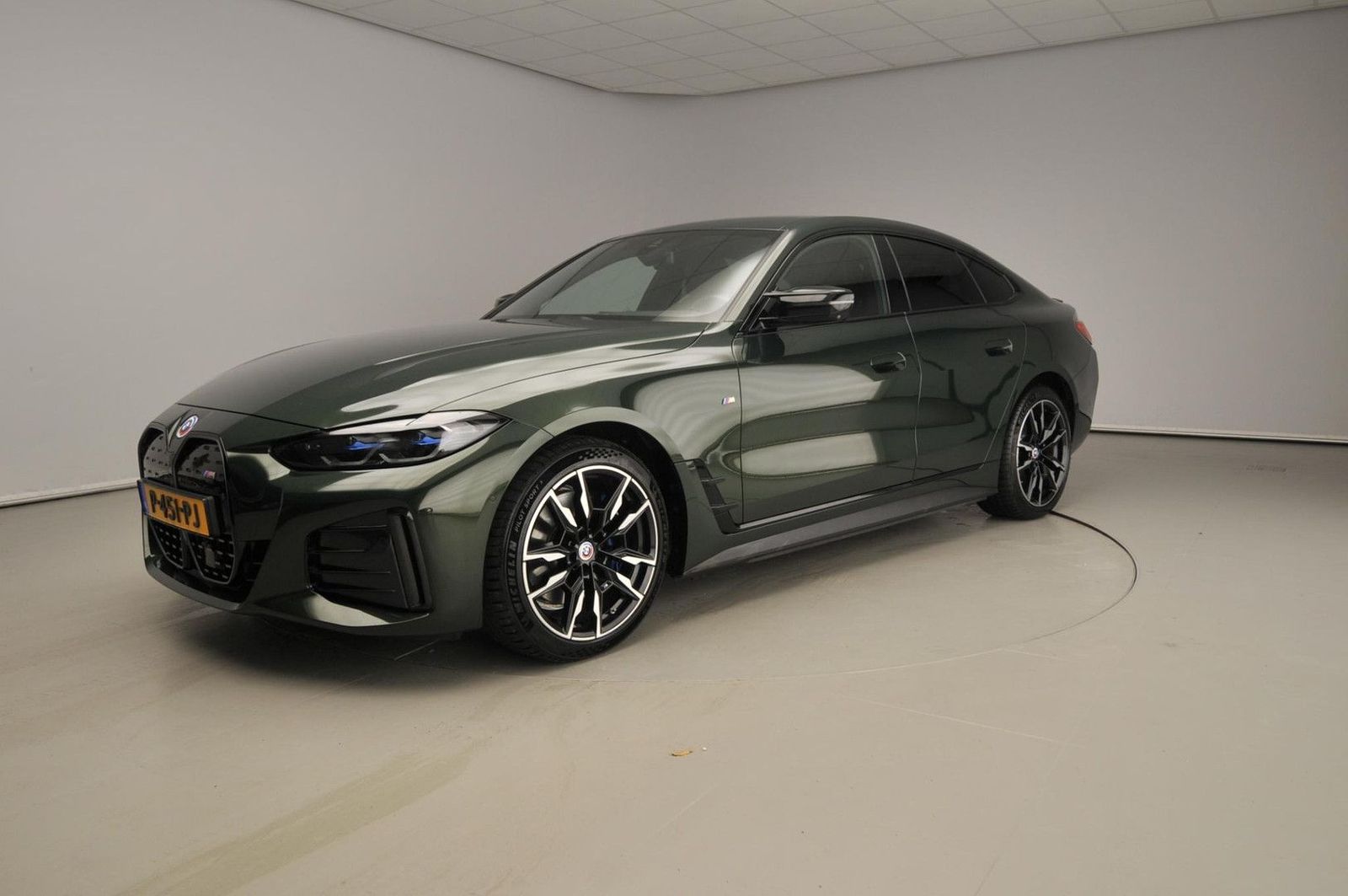 BMW i4 M50 544 PK | SoH 89,4% | Leder | Getint glas