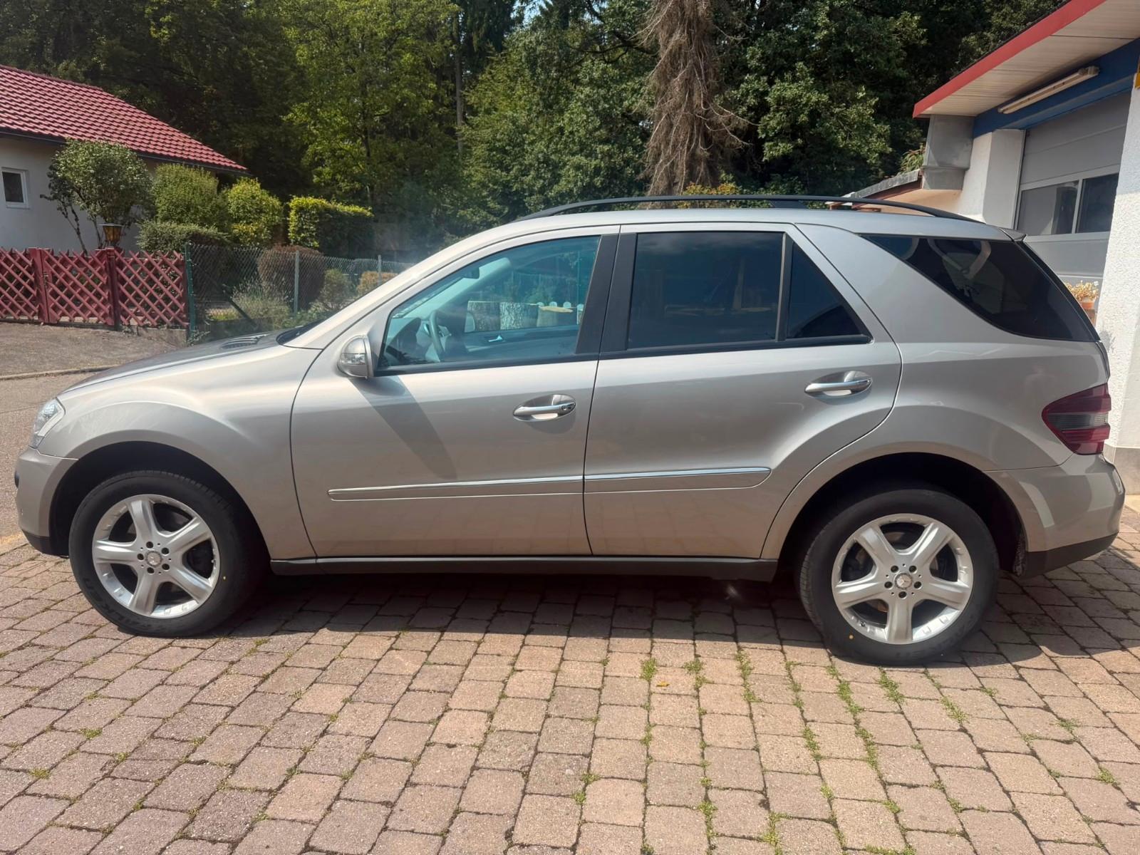 Mercedes-Benz ML 420 mit OFF Road Paket
