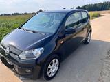 Volkswagen up! 1.0 55 kW   - VW up! von privat