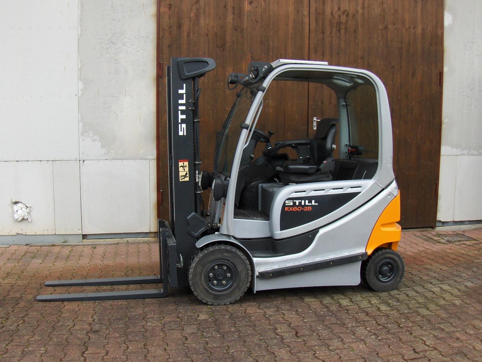 Still RX 60-25 Elektrostapler, Seitenschieber