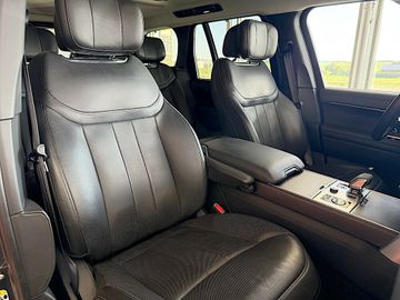 Land-Rover Range Rover - 12