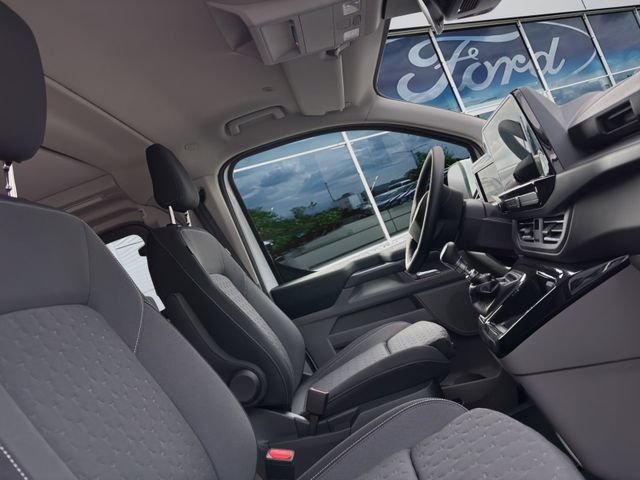 Fahrzeugabbildung Ford Tourneo Custom 2.0l 320 L1 Nugget Titanium Auf