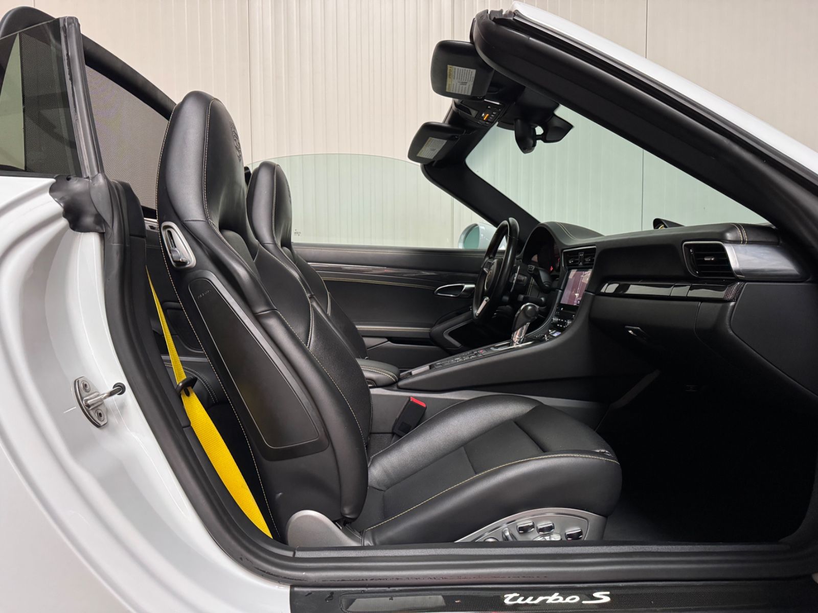 Fahrzeugabbildung Porsche 911/991.2 Turbo S Cabrio/ACC/LIFT/Aero Kit
