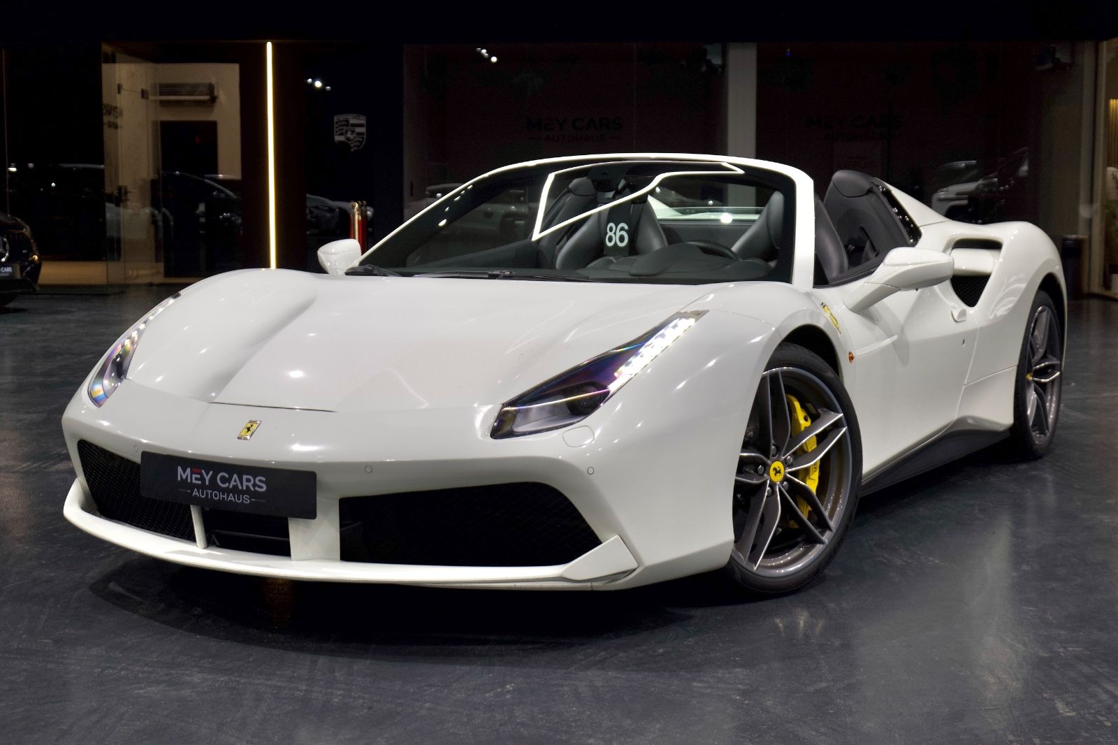 FERRARI 488 Spider