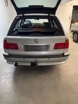 BMW 528i Touring Top Zustand TÜV 5/27 Gas ... - BMW 528 aus 1999
