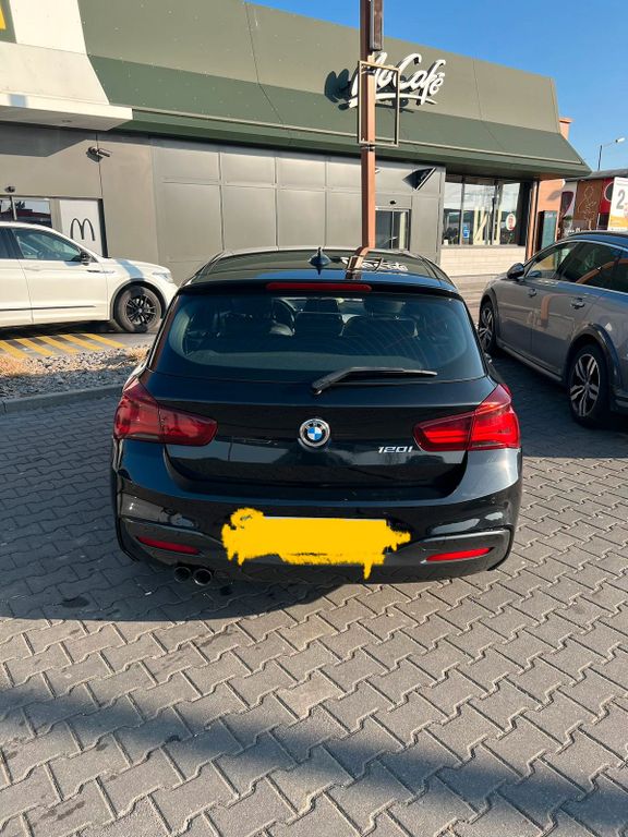 Image of BMW 120