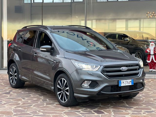 Ford Kuga 2.0 TDCI 150 CV 4WD St-Line Powershift