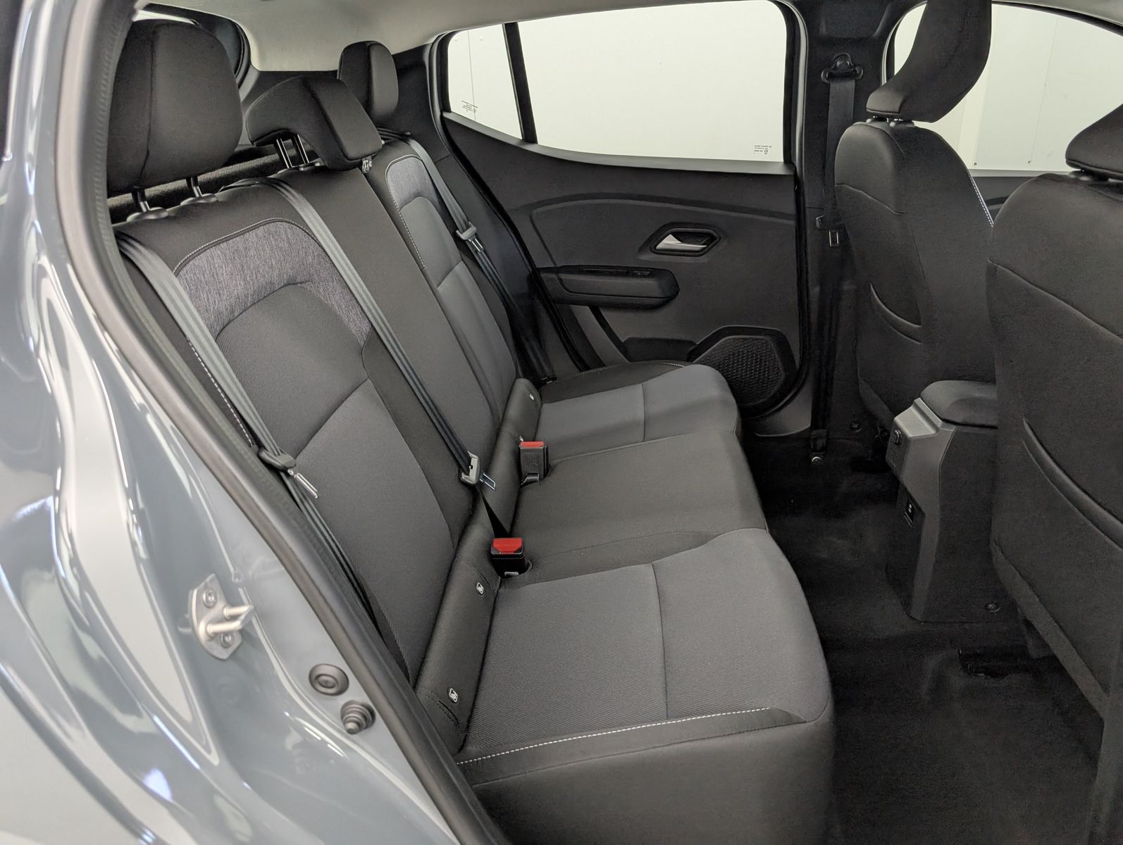 DACIA Sandero  Expression TCe 100 Kamera Media Display – Bild 11