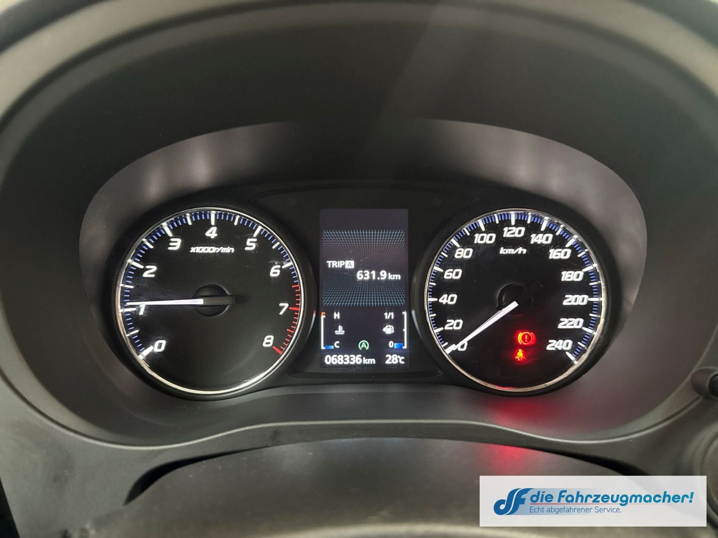 Fahrzeugabbildung Mitsubishi Outlander Edition 100 2WD Apple CarPlay Android