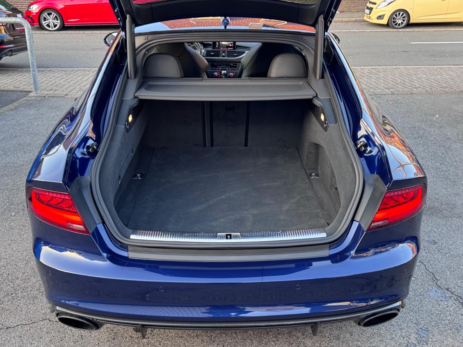 AUDI RS7 SPORTBACK 4.0 V8 TFSI 560ch QUATTRO - FREINS CÉRAMIQUE - PACK CARBONE - BANG & OLUFSEN - TOIT OUVRANT - CAMÉRA 360°