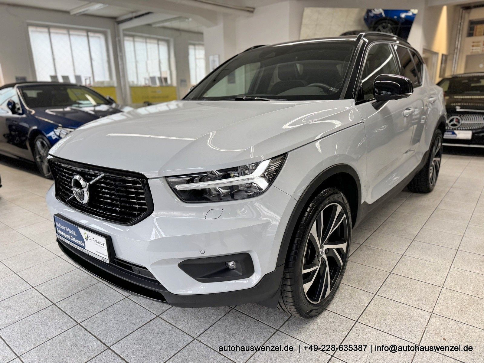Volvo XC40 B4 B Aut. R-Design PANORAMA AHK ACC 360° imagem 3