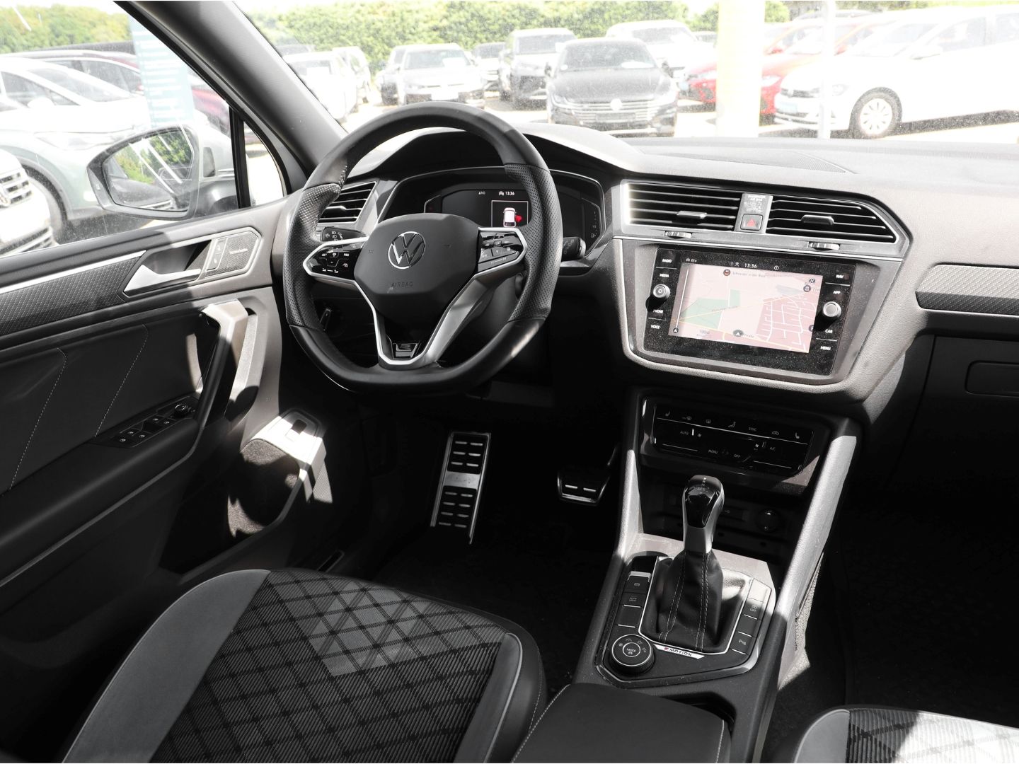 Volkswagen Tiguan Allspace 4Motion R-Line 2.0 TDI DSG 4M LE foto 5