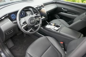 Hyundai TUCSON - 2