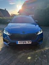 Skoda Octavia 2.0 TSI RS PLUS COMBI DSG Matrix,AHK,STH - Skoda Octavia von privat