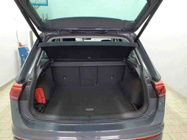 Tiguan 2.0 TDI DSG 4M ELEGANCE IQ.LIGHT+AHK+RFK+