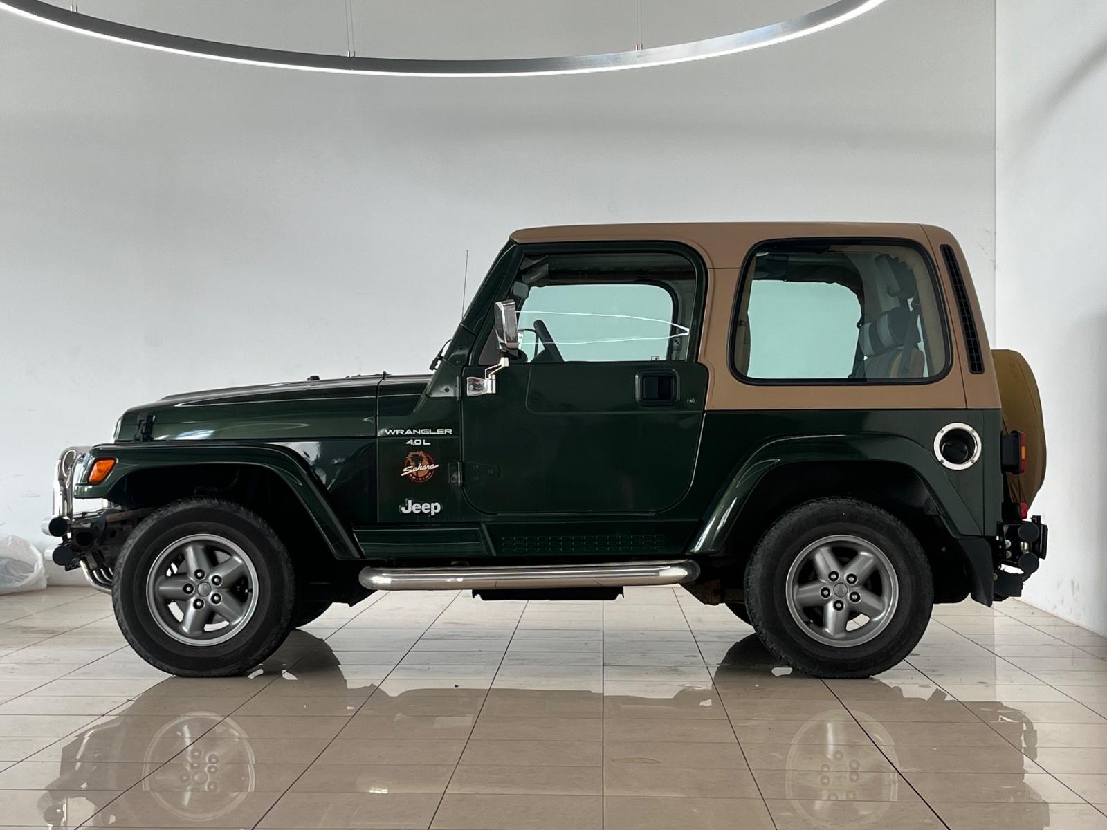 JEEP WRANGLER SAHARA - 4.0 177ch - 4X4 - VOLANT EN CUIR