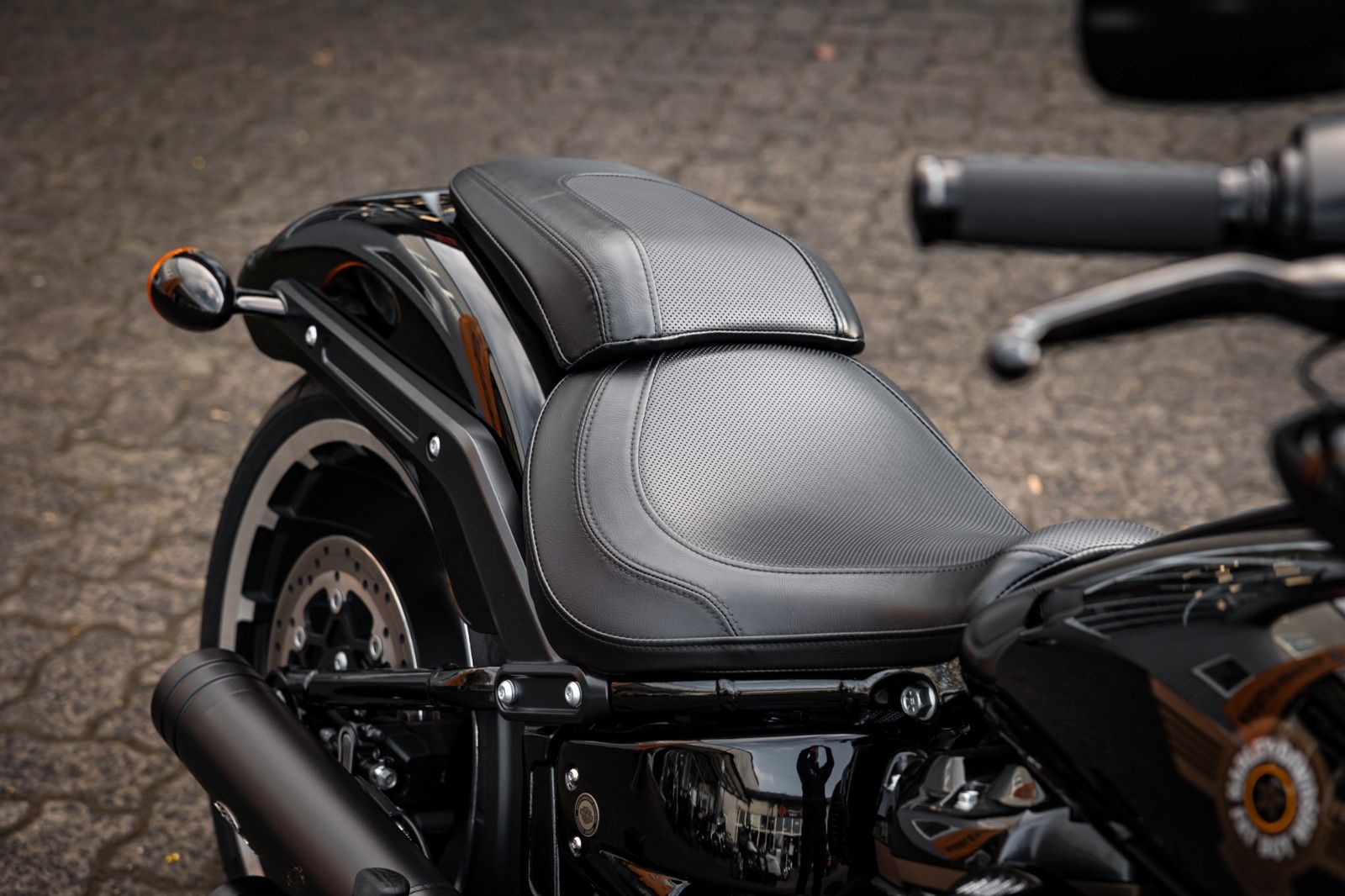 Fahrzeugabbildung Harley-Davidson Softail Fat Boy 30th Anniversary -Jekill & Hyde-