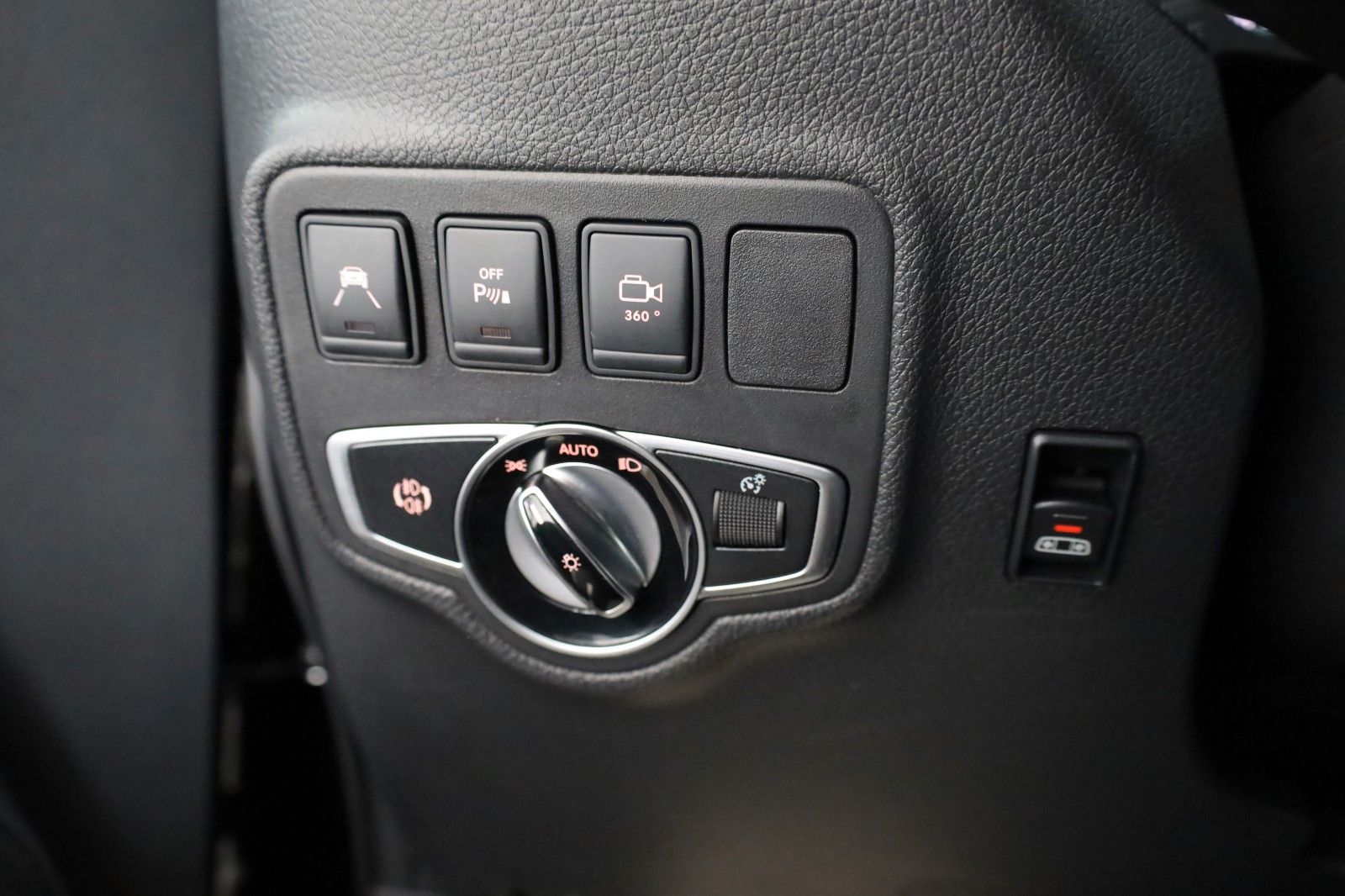 Fahrzeugabbildung Mercedes-Benz X 250d 4M Doppelkabine Progressive Navi,360°