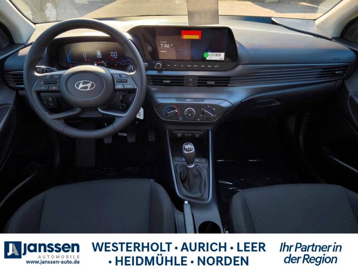 Fahrzeugabbildung Hyundai BAYON Select PDC KlimaStart-Stopp Navi Rückfahr