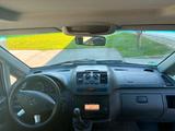 Mercedes-Benz Vito 113 - Mercedes-Benz Vito mit 3 Türen