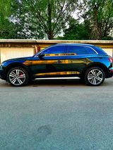 Audi Q5 2.0 TFSI 3 × S-LINE  QUATTRO SPORT  - Audi Q5 mit Benzin-Antrieb: 3.2