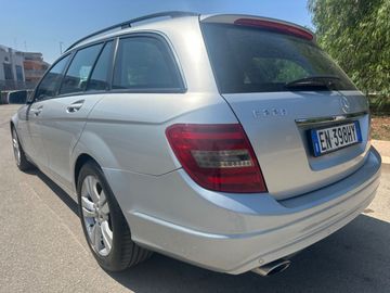 Mercedes C 220 - 2