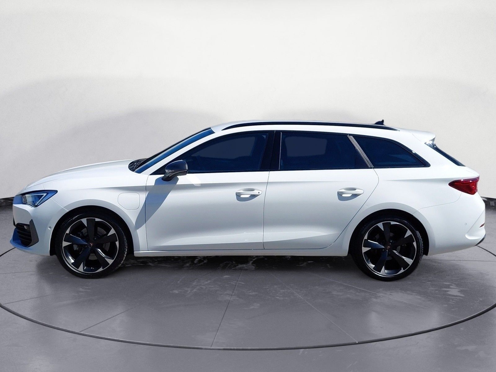 Cupra Leon Sportstourer 1.4 electric/TSI e-HYBRID imagem 3